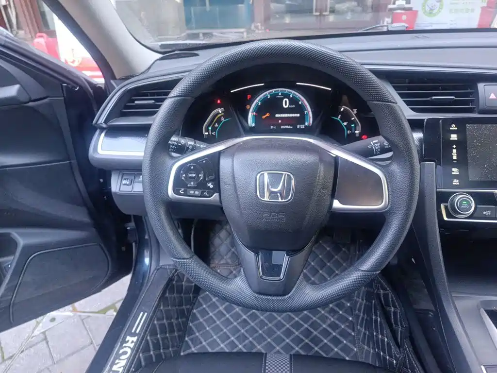 Honda Civic — фото 6