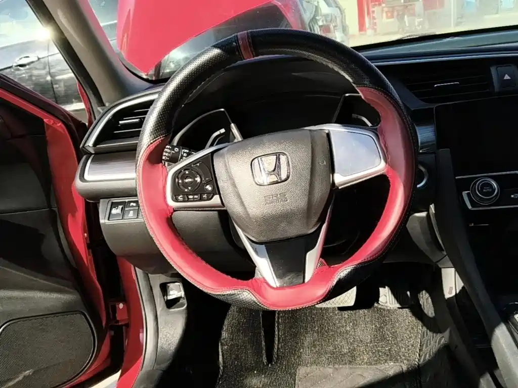 Honda Civic — фото 11