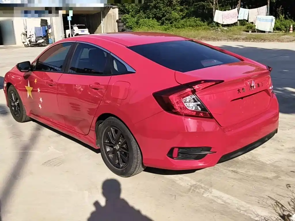 Honda Civic — фото 5