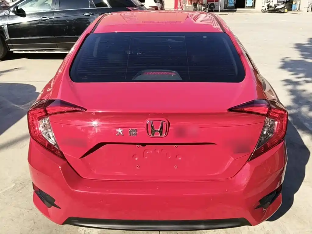 Honda Civic — фото 6