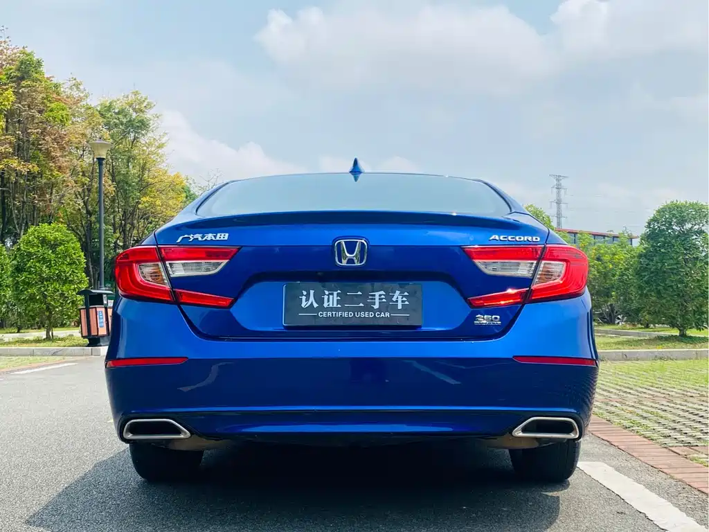 Honda Accord — фото 6