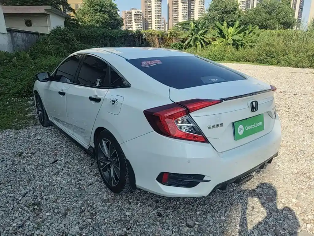 Honda Civic — фото 5