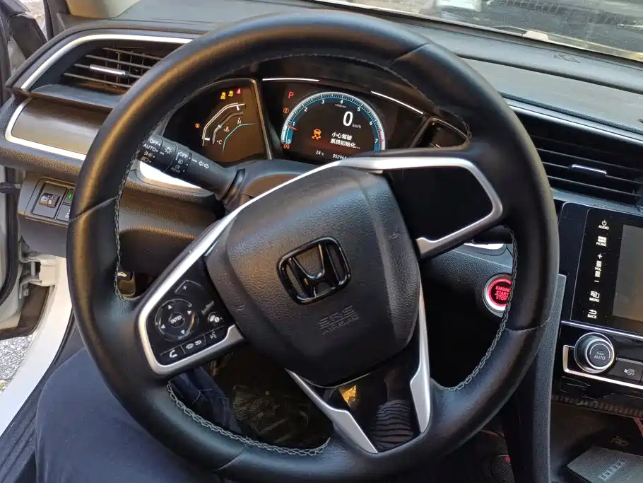 Honda Civic — фото 15