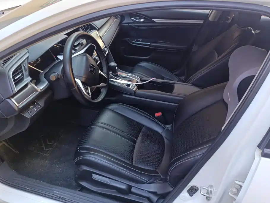 Honda Civic — фото 9