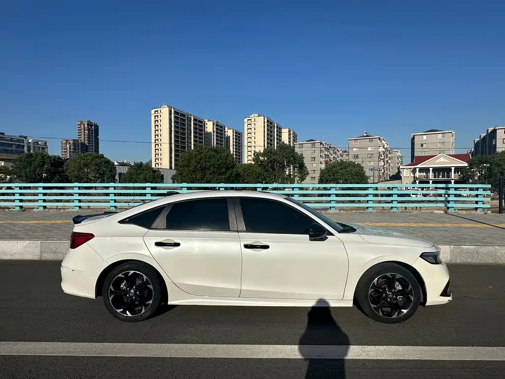 Honda Civic — фото 3
