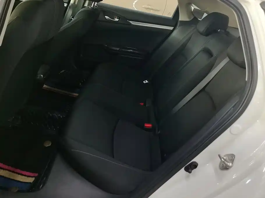 Honda Civic — фото 11