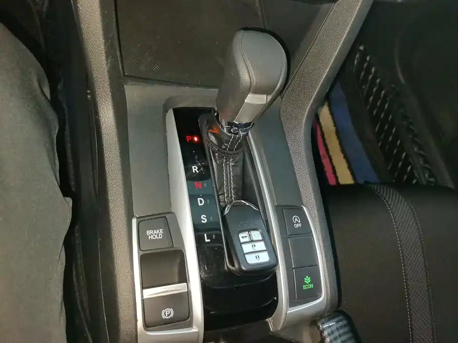 Honda Civic — фото 16