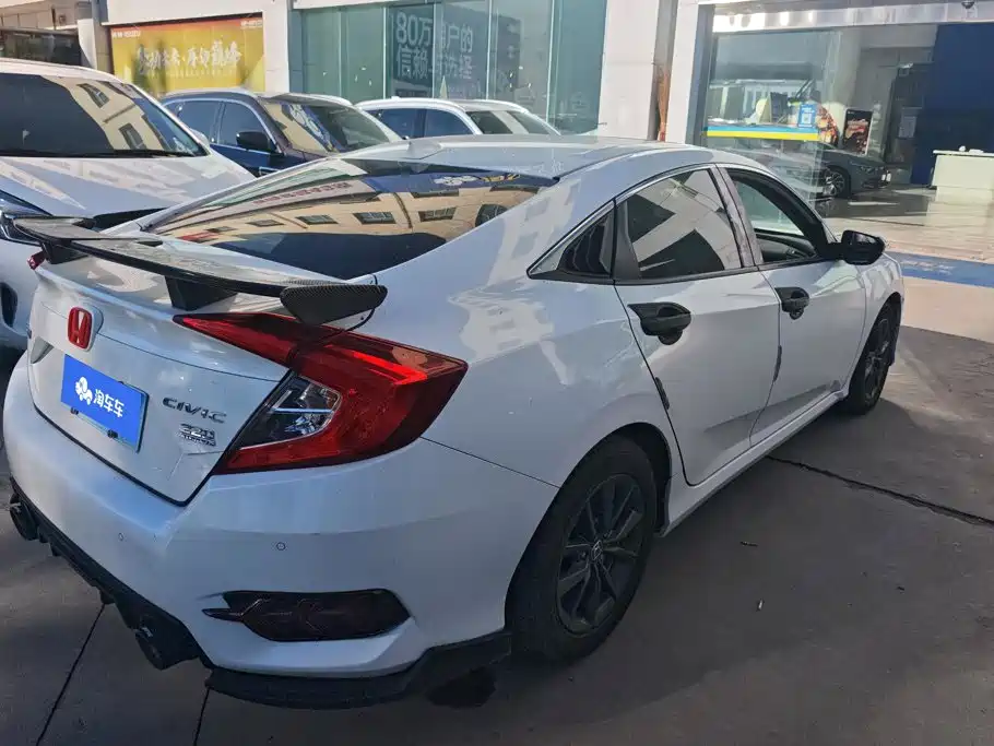 Honda Civic — фото 3