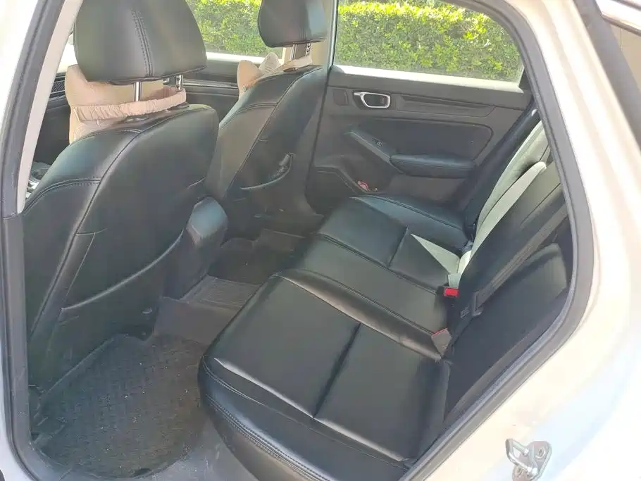 Honda Civic — фото 11