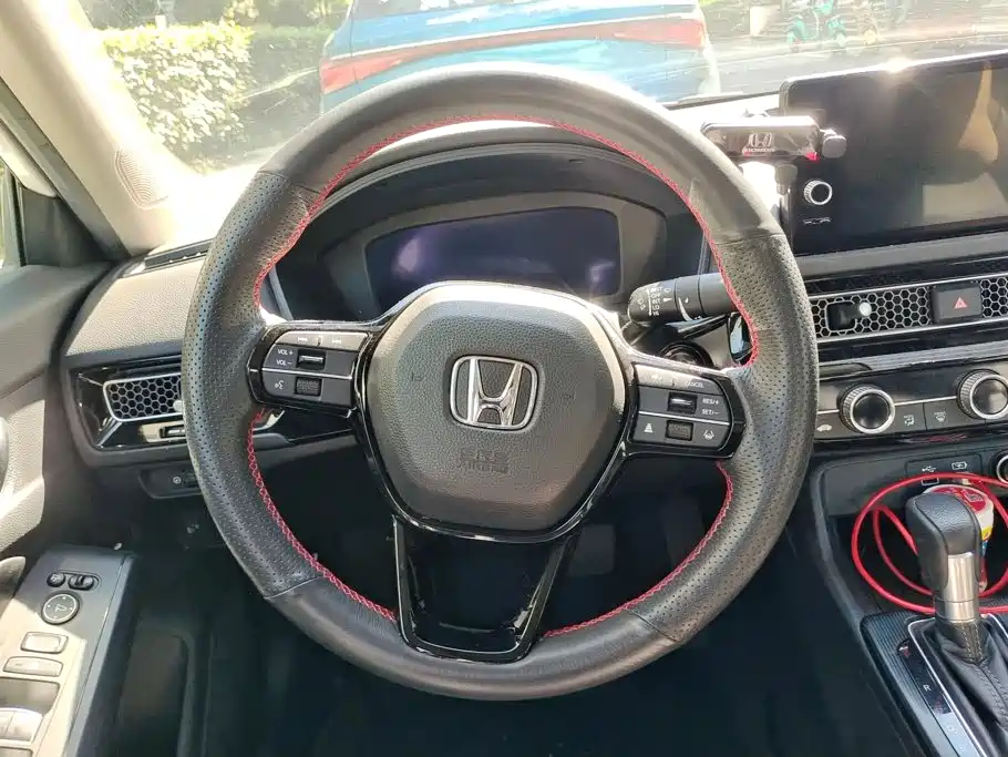 Honda Civic — фото 15