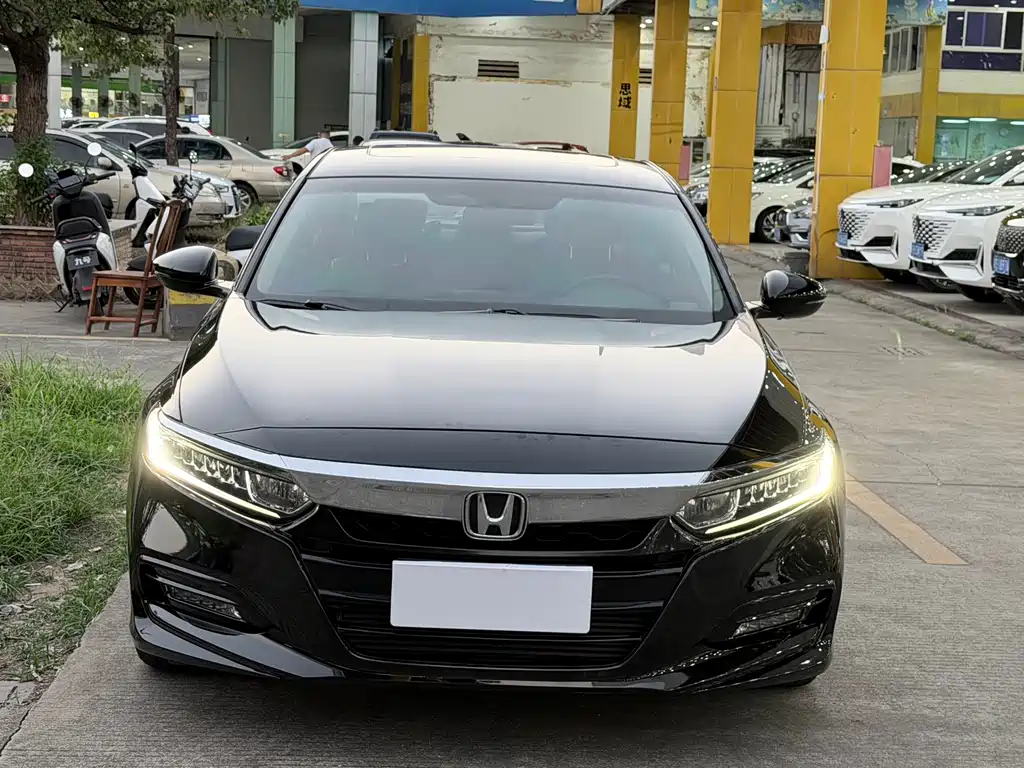 Honda Accord — фото 2