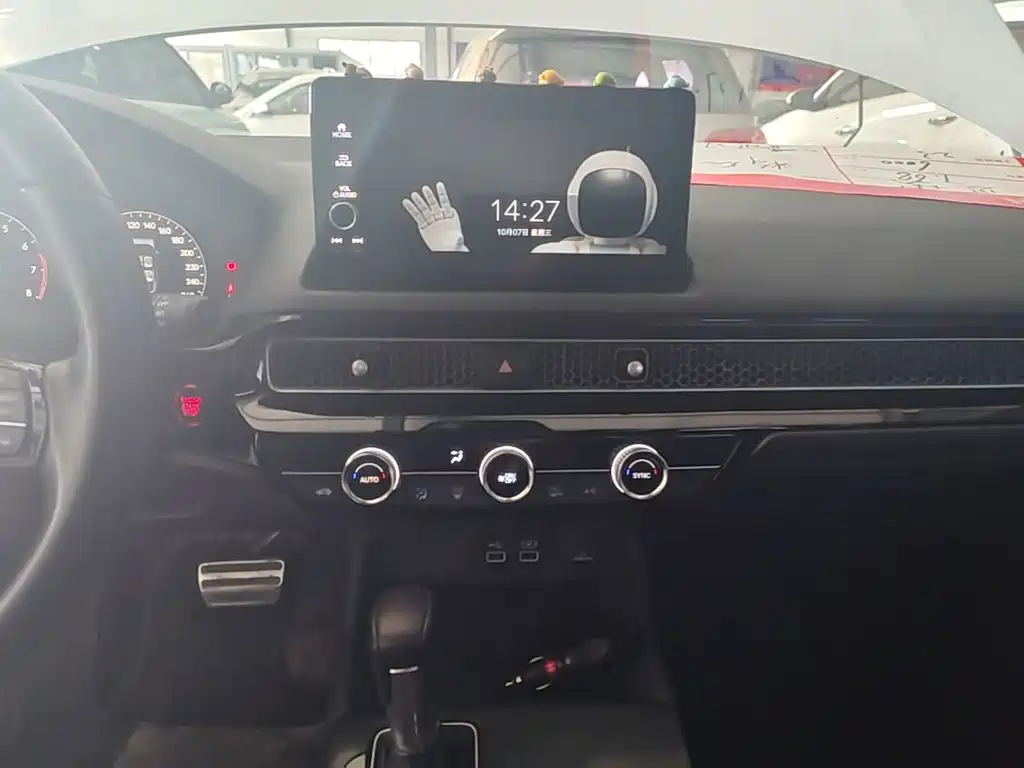 Honda Civic — фото 13