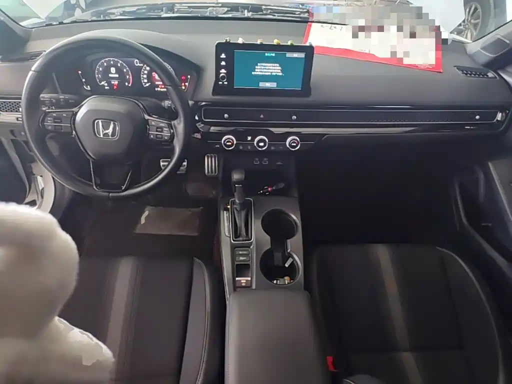 Honda Civic — фото 10