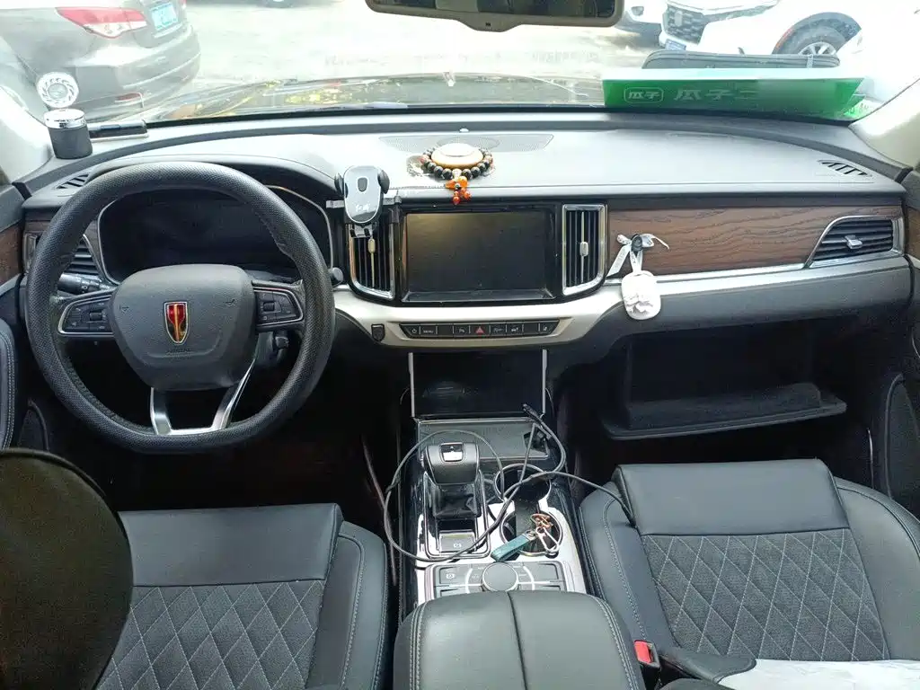 Hongqi Hongqi HS7 — фото 10