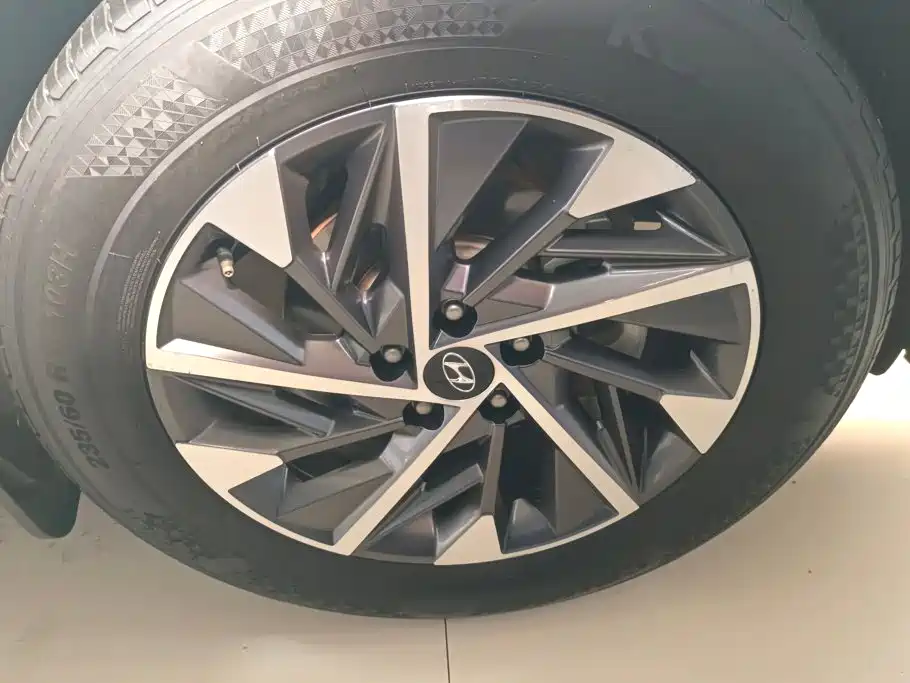 Hyundai Tucson — фото 6