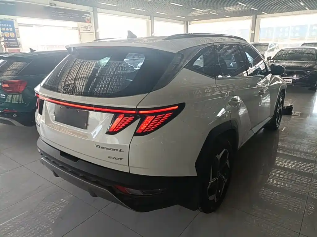 Hyundai Tucson — фото 7