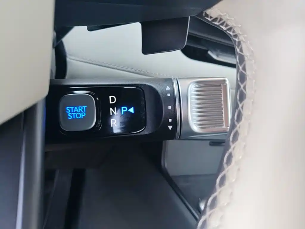 Hyundai EO — фото 14