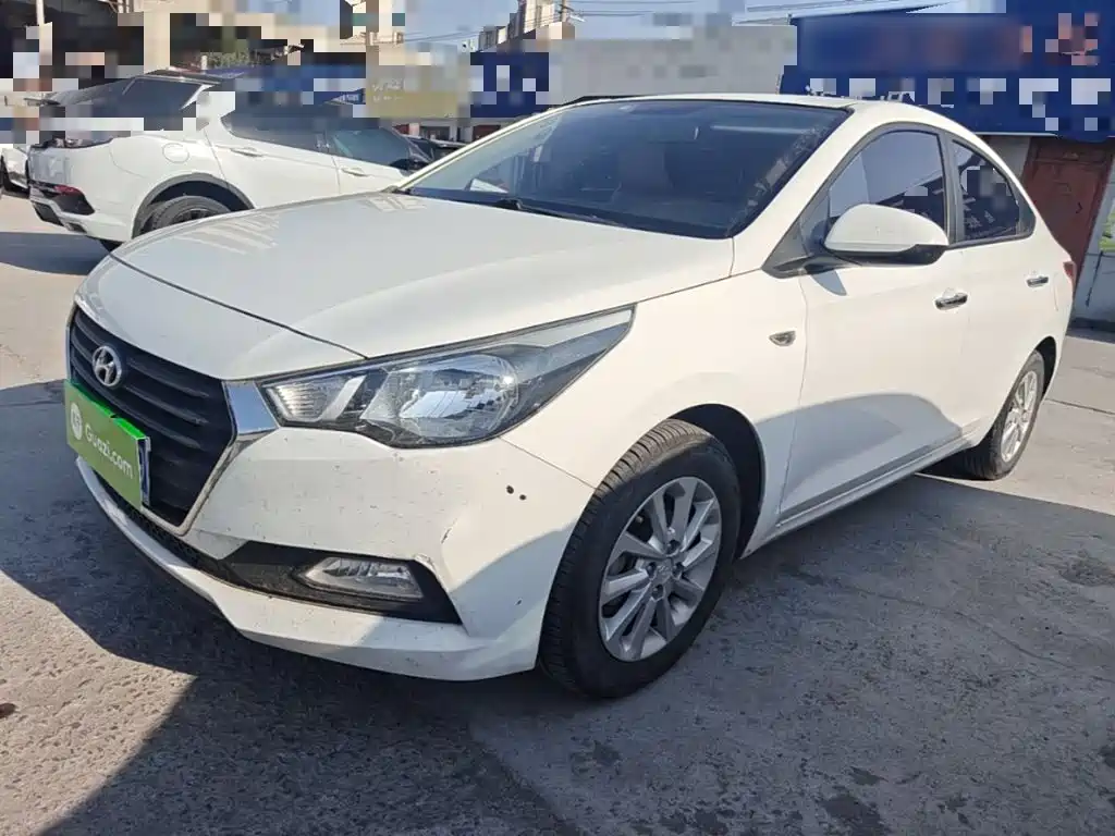 Hyundai Verna — фото 2
