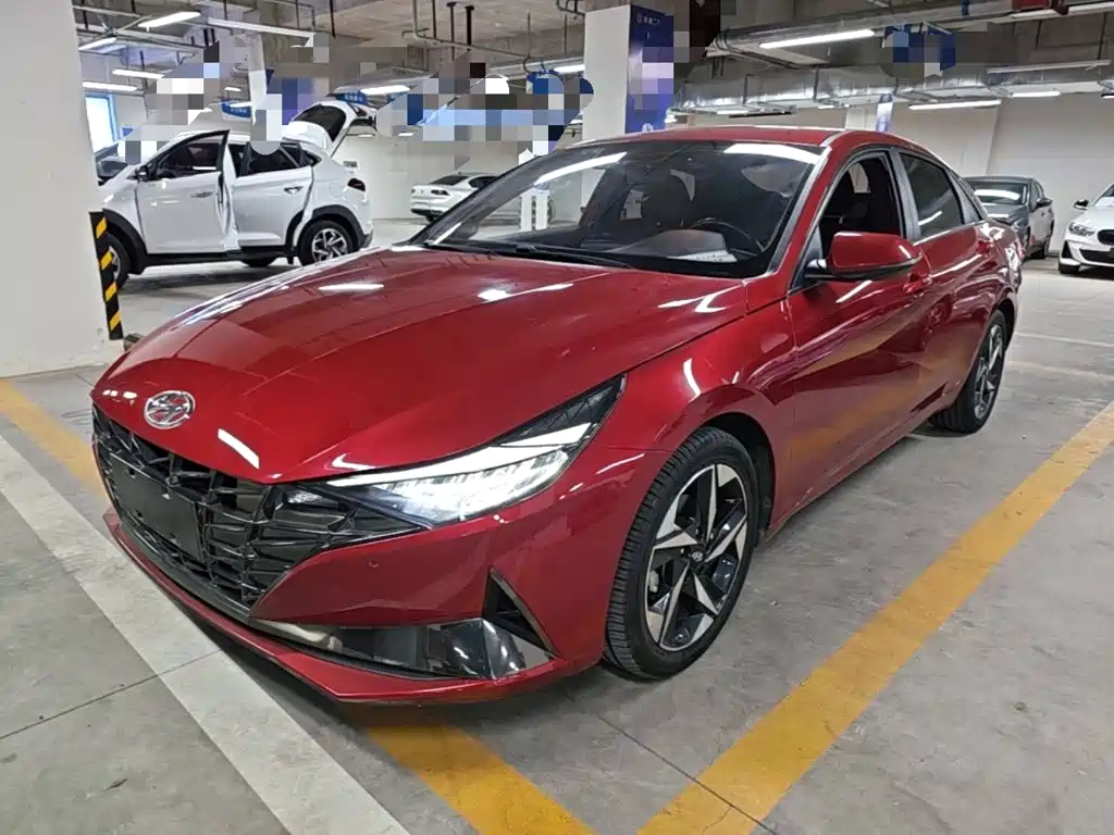 Hyundai Elantra — фото 2