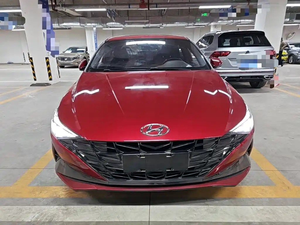 Hyundai Elantra — фото 3