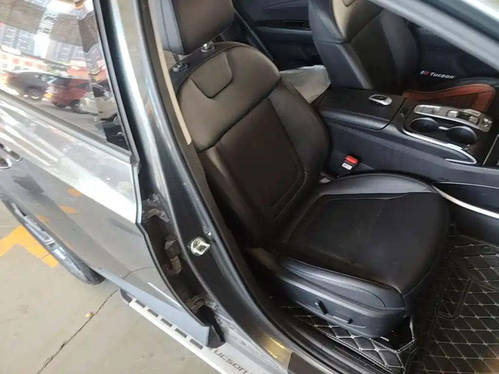 Hyundai Tucson — фото 25