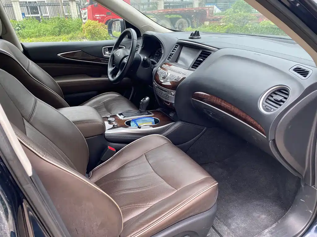 Infiniti QX60 (Import) — фото 14