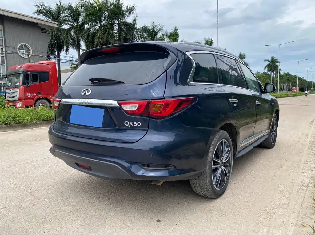Infiniti QX60 (Import) — фото 4