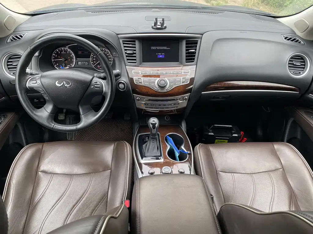 Infiniti QX60 (Import) — фото 9
