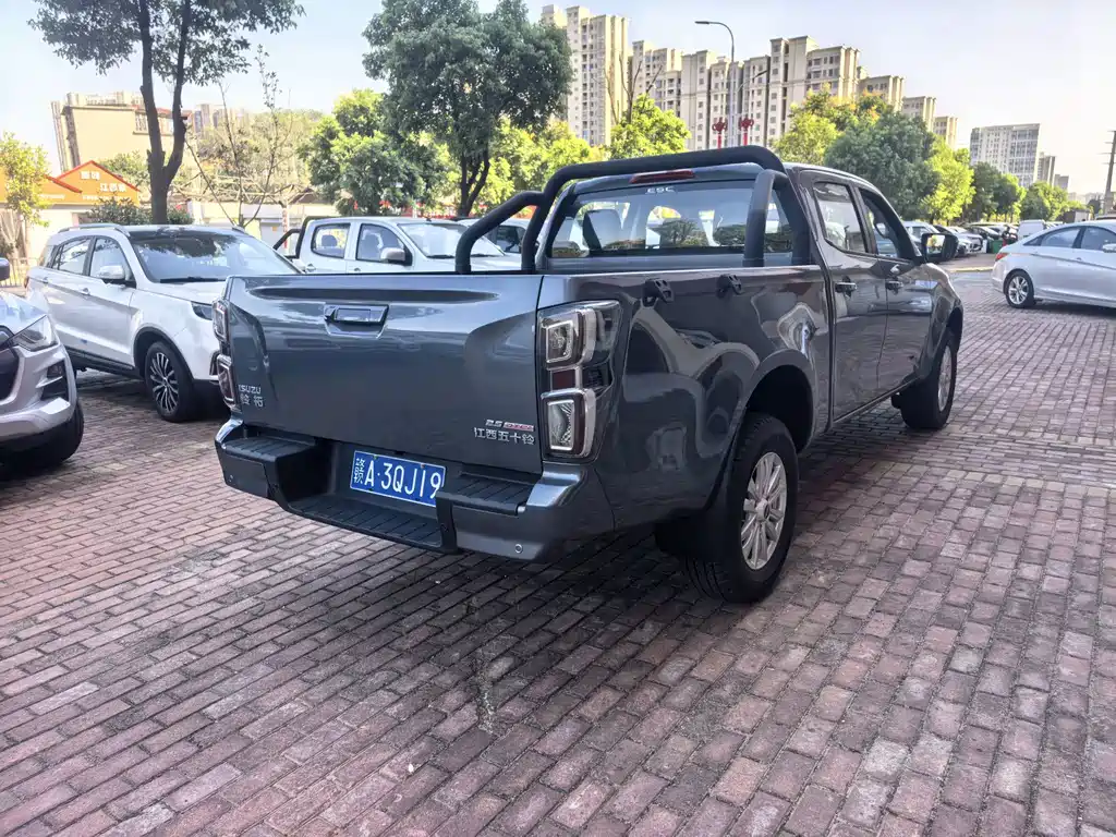 Isuzu Lingtuo — фото 4