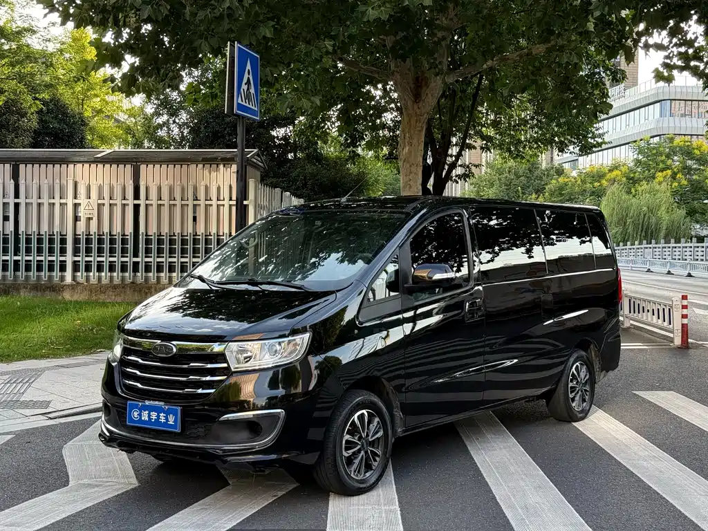 JAC Refine Refine M3