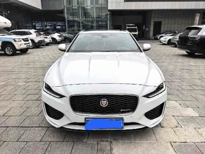 Jaguar XEL — фото 2