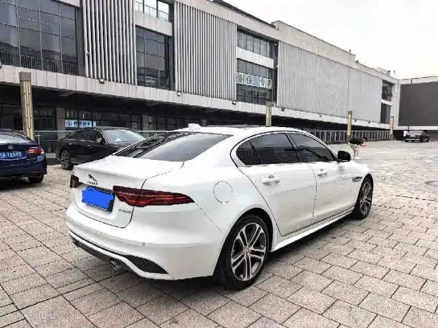 Jaguar XEL — фото 4