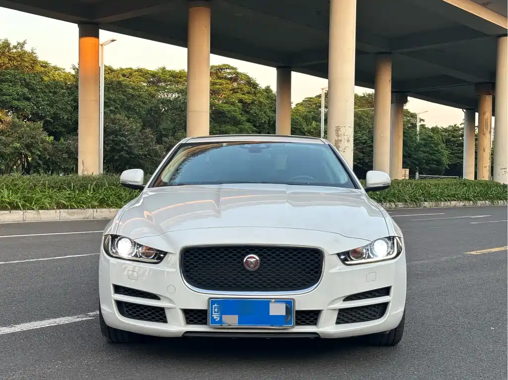 Jaguar XEL — фото 2