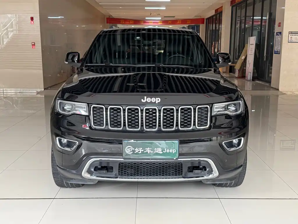 Jeep Grand Cherokee (Import) — фото 2