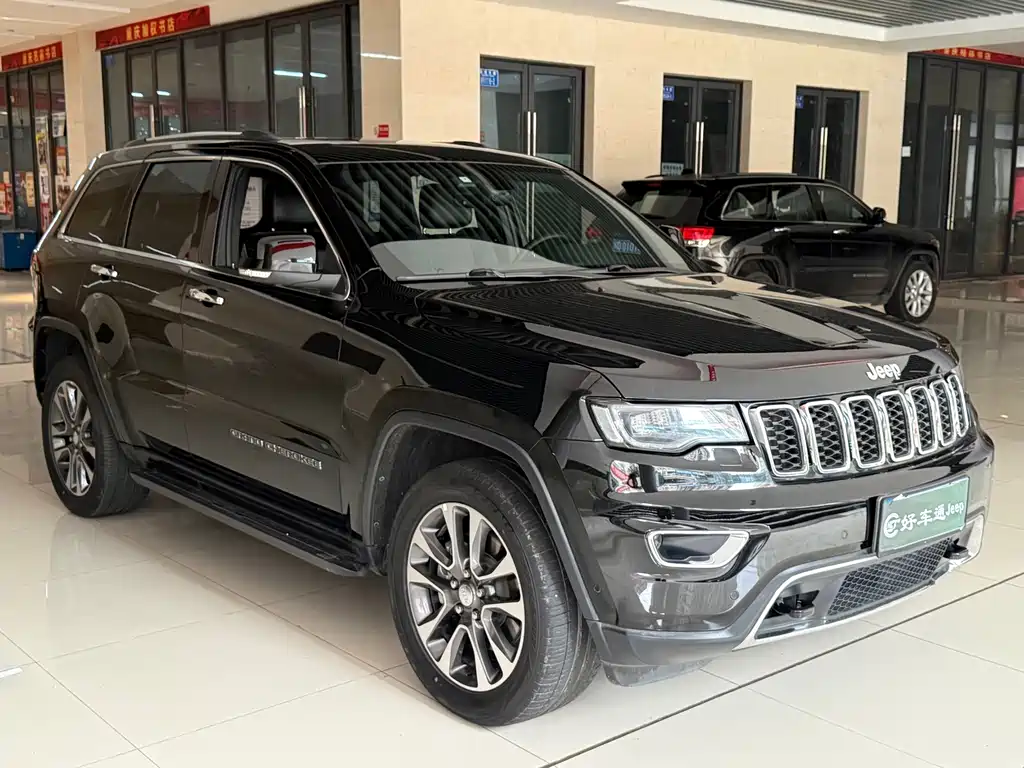 Jeep Grand Cherokee (Import) — фото 3