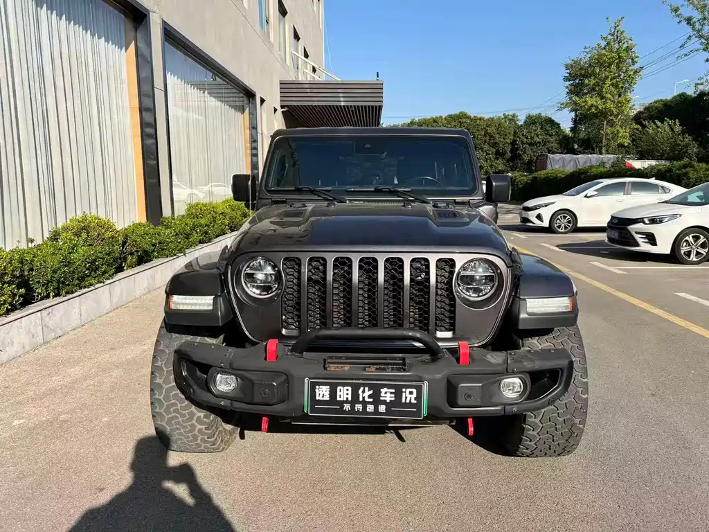 Jeep Wrangler PHEV — фото 2