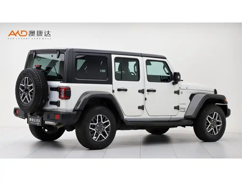 Jeep Wrangler — фото 3