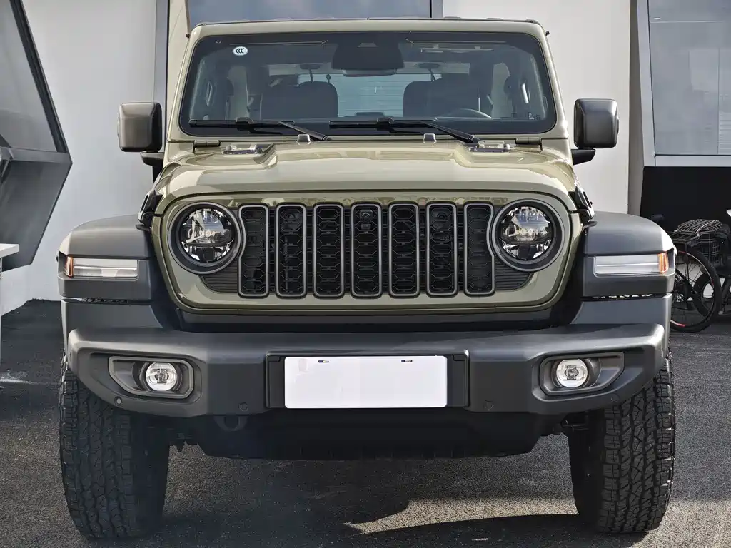 Jeep Wrangler — фото 2