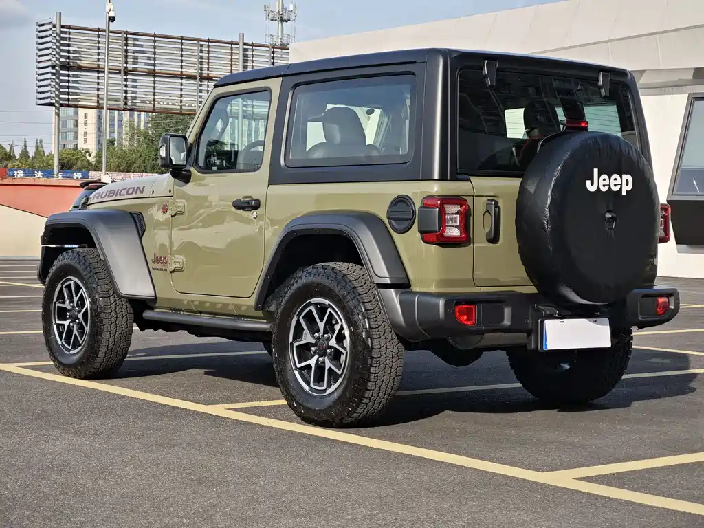 Jeep Wrangler — фото 3