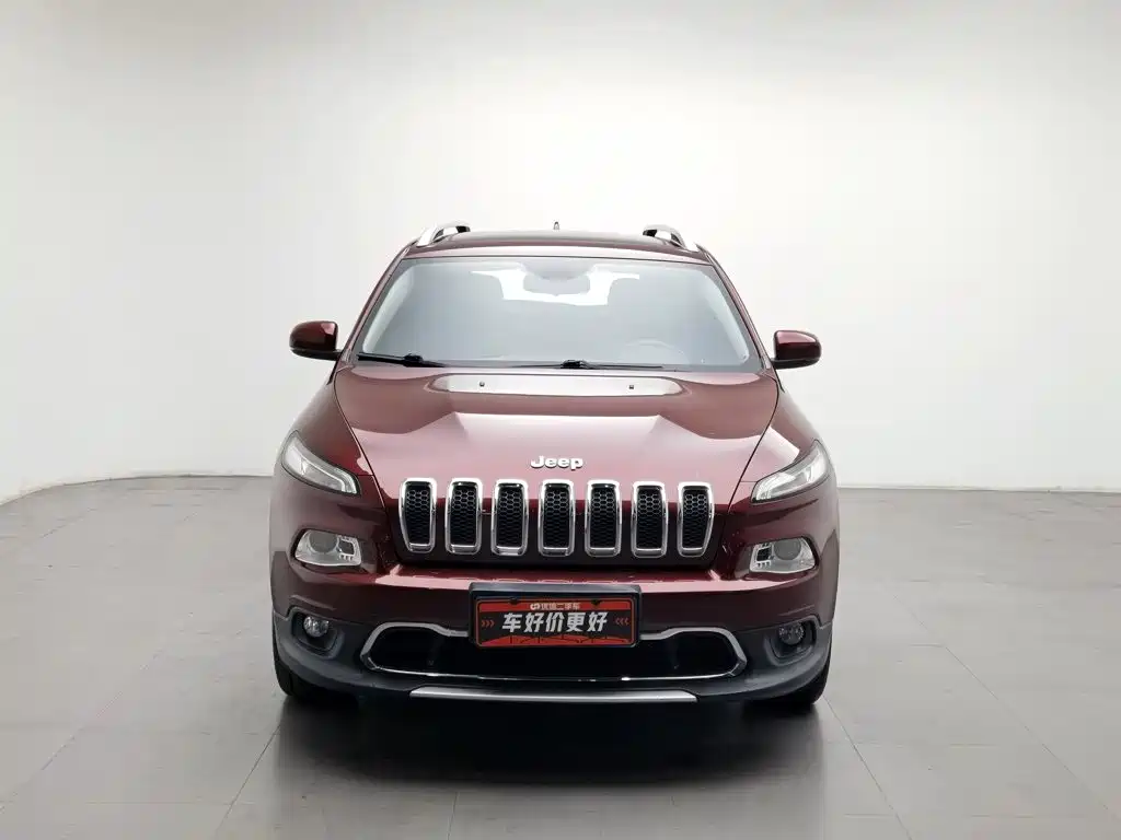 Jeep Cherokee — фото 3