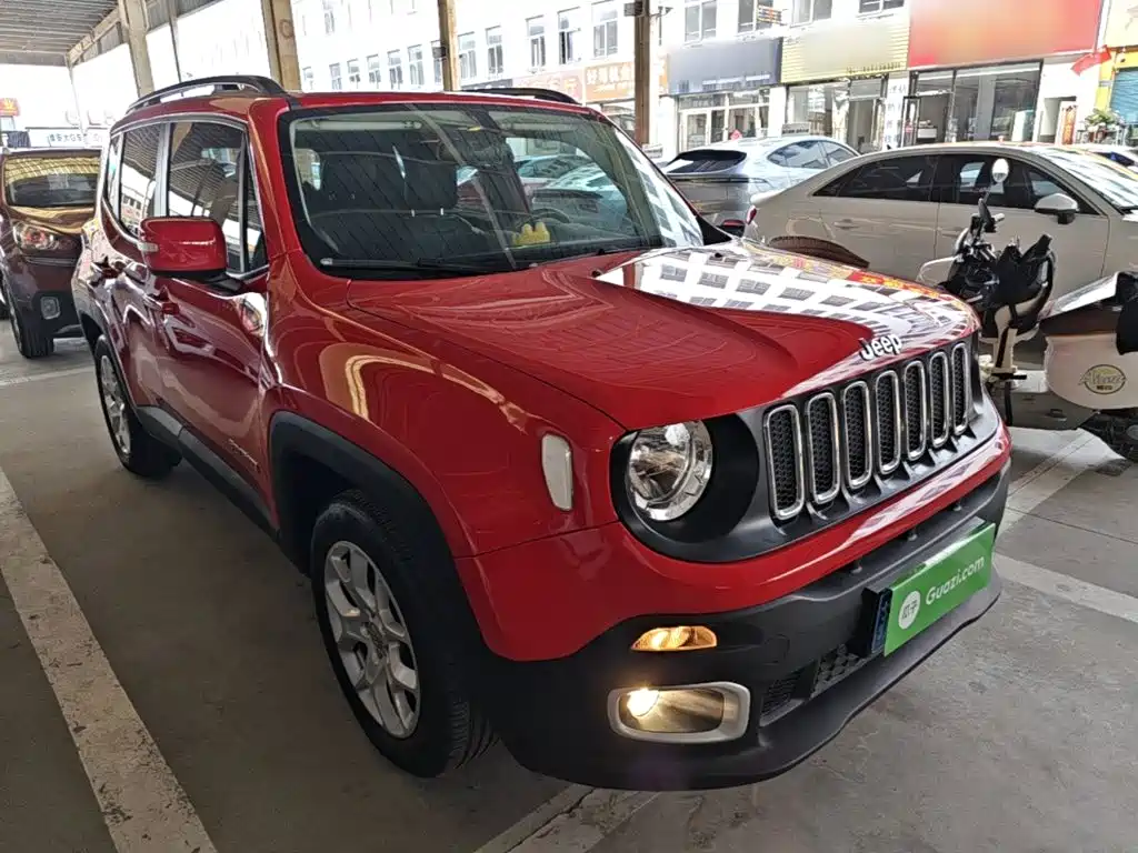Jeep Renegade — фото 4