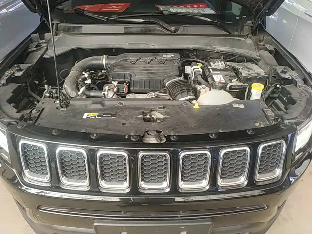 Jeep Compass — фото 20