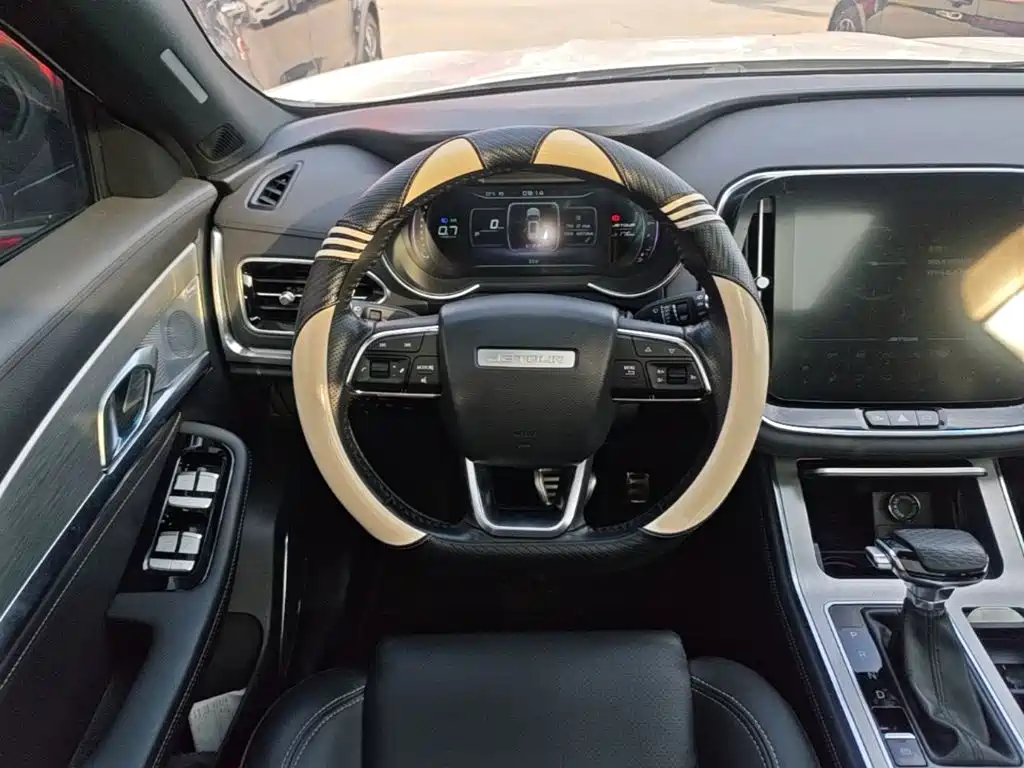 Jetour X70 Coupe — фото 11