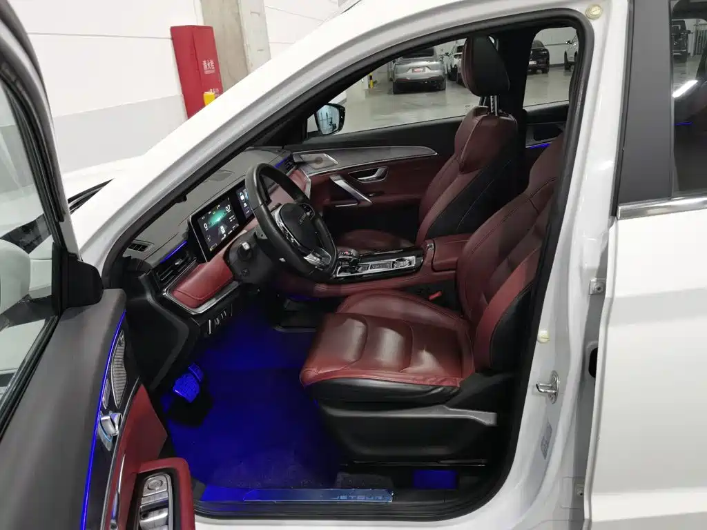 Jetour X70 PLUS — фото 10