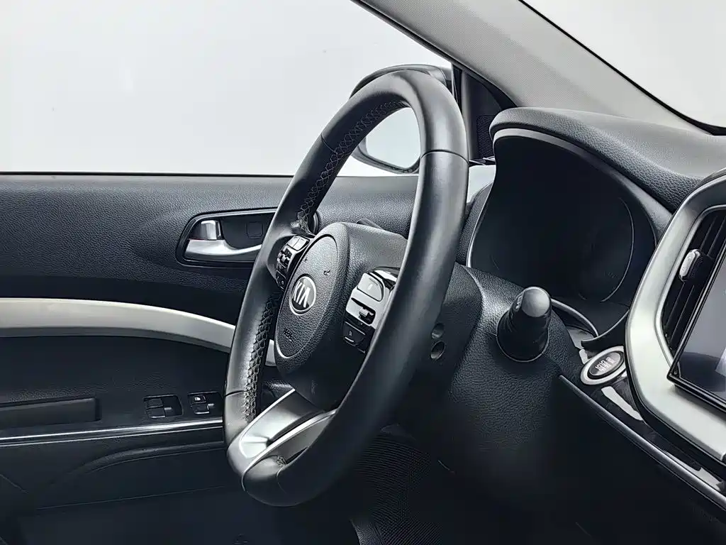Kia KX1 — фото 22