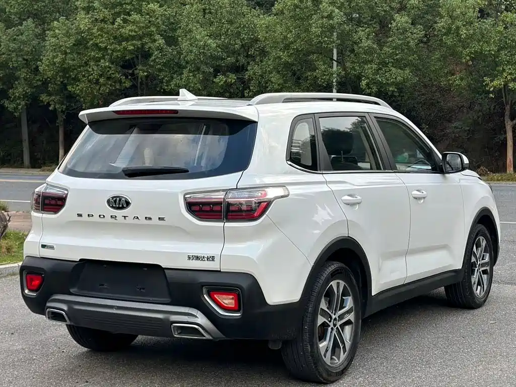Kia Sportage — фото 6