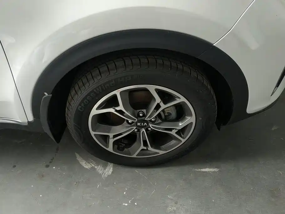 Kia KX5 — фото 6