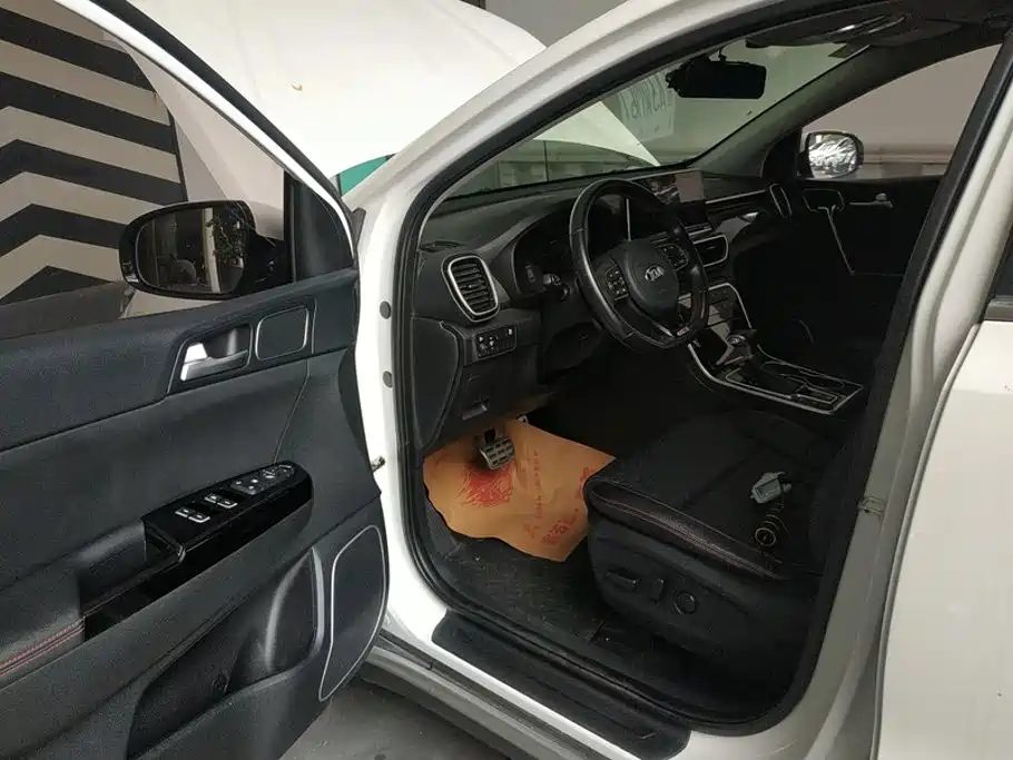 Kia KX5 — фото 9