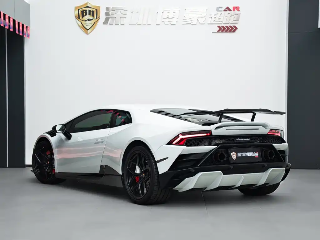 Lamborghini Huracán — фото 10