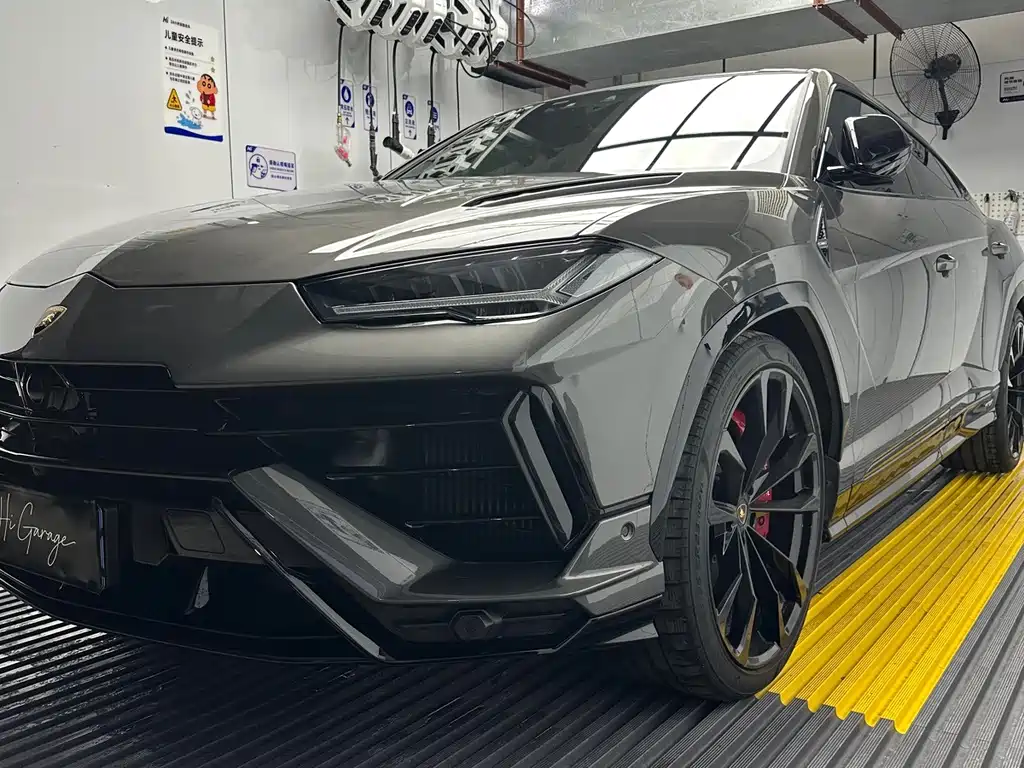 Lamborghini Urus — фото 2